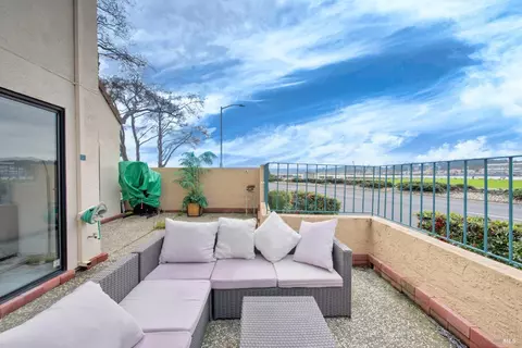 183 Nantucket Ln, Vallejo, CA 94590 photo 29