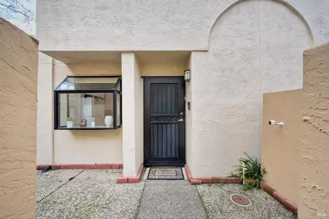 183 Nantucket Ln, Vallejo, CA 94590 photo 6