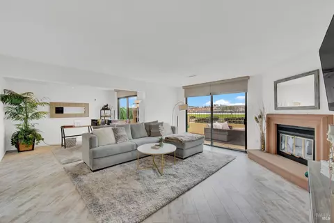 183 Nantucket Ln, Vallejo, CA 94590
