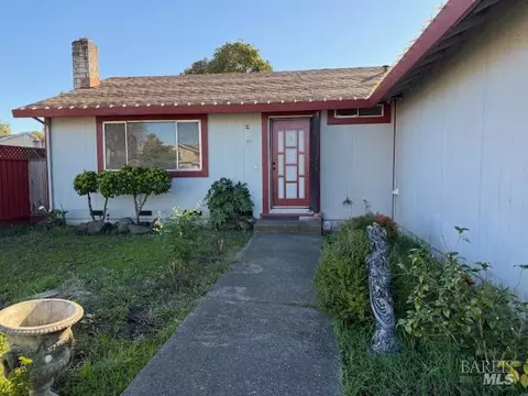 2408 Stephanie Ct E, Santa Rosa, CA 95407