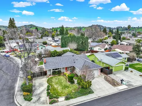 View/Area - 579 Florence Dr, Vacaville, CA 95688 photo 1 of 7