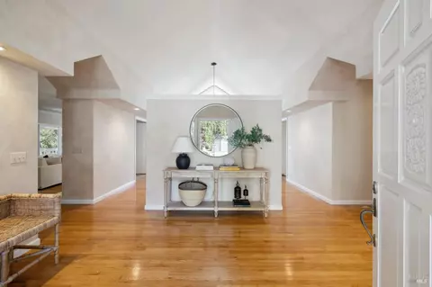 Entry Way - 14 Chrisdumar Ln, Petaluma, CA 94952 photo 1 of 5