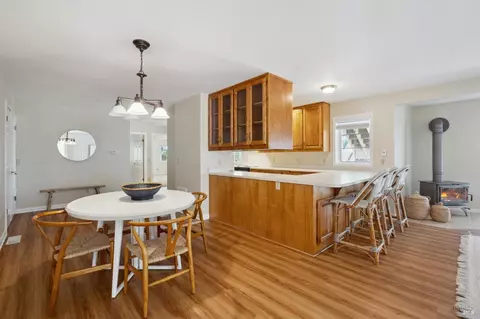 Dining - 14 Chrisdumar Ln, Petaluma, CA 94952 photo 9 of 10