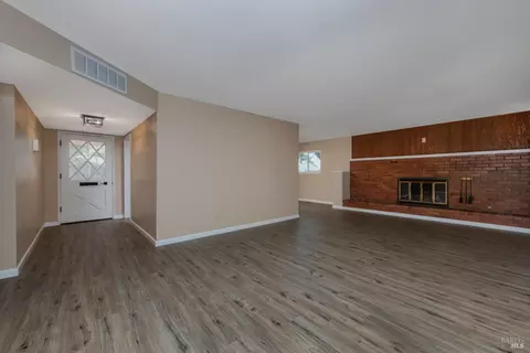730 W F St, Dixon, CA 95620 photo 11