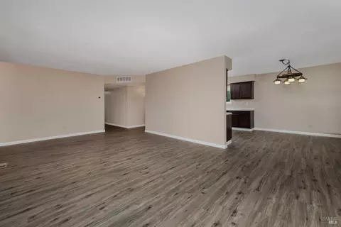 730 W F St, Dixon, CA 95620 photo 13