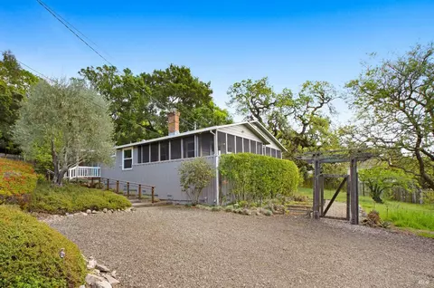 Exterior - 2105 Thornsberry Rd, Sonoma, CA 95476 photo 2 of 15