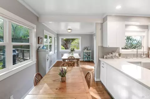 Dining - 2105 Thornsberry Rd, Sonoma, CA 95476 photo 1 of 5