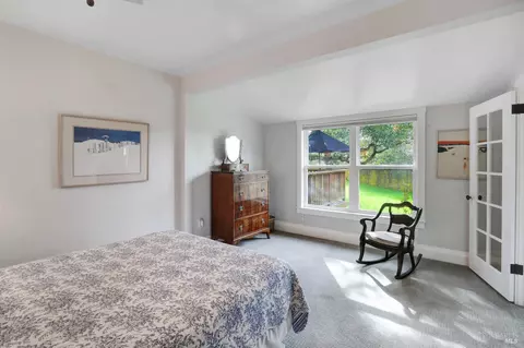 Bedroom - 2105 Thornsberry Rd, Sonoma, CA 95476 photo 3 of 7