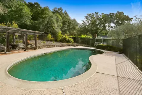Exterior - 2105 Thornsberry Rd, Sonoma, CA 95476 photo 13 of 15