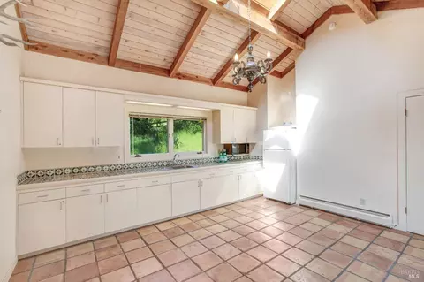 Kitchen - 2105 Thornsberry Rd, Sonoma, CA 95476 photo 3 of 3
