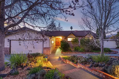 644 Rowland Blvd, Novato, CA 94947