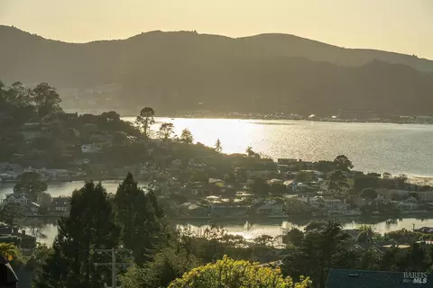 114 Marinero Cir, Tiburon, CA 94920