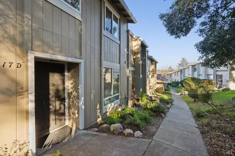 117 Oliva Ct #D, Novato, CA 94947