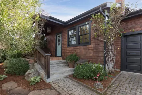 11 Liberty St, Larkspur, CA 94939