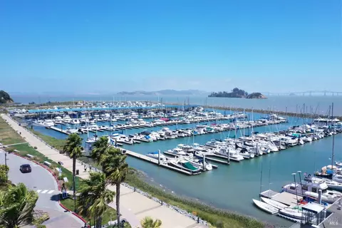 9 Bayharbor Way, San Rafael, CA 94901