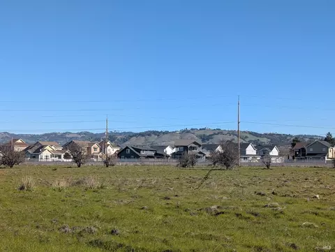 2318 Francisco Ave, Santa Rosa, CA 95403
