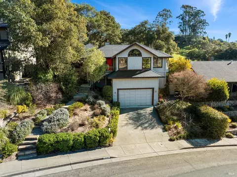 1106 Sunnyside Dr, Healdsburg, CA 95448