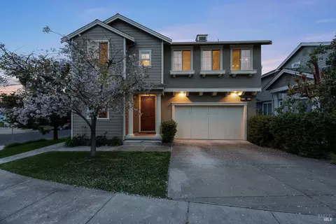 2095-2097 Cooper Dr, Santa Rosa, CA 95404