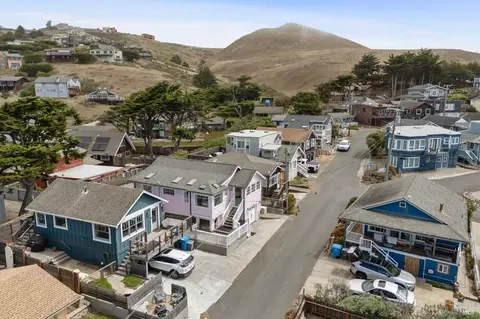 View/Area - 76 Ocean View Ave, Dillon Beach, CA 94929 photo 6 of 9