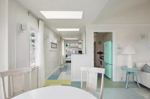 Entry Way - 76 Ocean View Ave, Dillon Beach, CA 94929 photo 3 of 10
