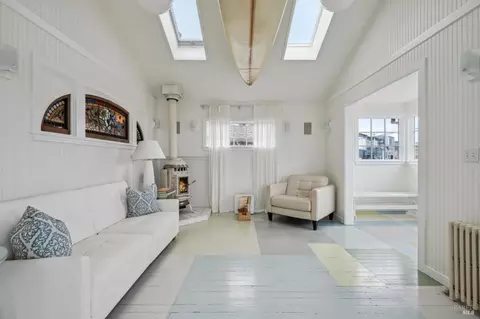 Living - 76 Ocean View Ave, Dillon Beach, CA 94929 photo 2 of 5