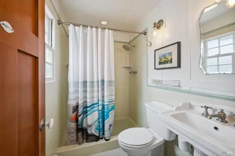 Bath - 76 Ocean View Ave, Dillon Beach, CA 94929 photo 1 of 4