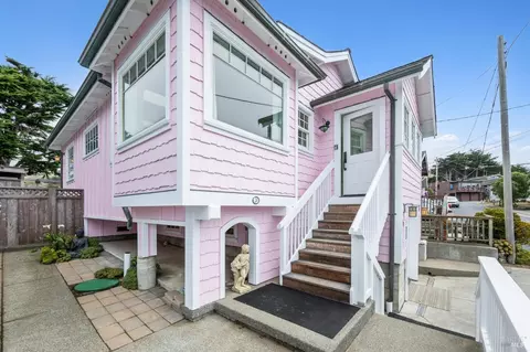 Exterior - 76 Ocean View Ave, Dillon Beach, CA 94929 photo 4 of 13