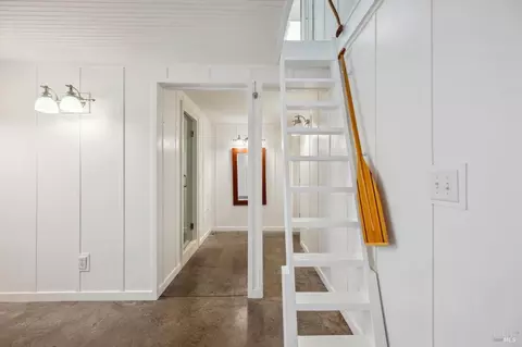 Entry Way - 76 Ocean View Ave, Dillon Beach, CA 94929 photo 9 of 10