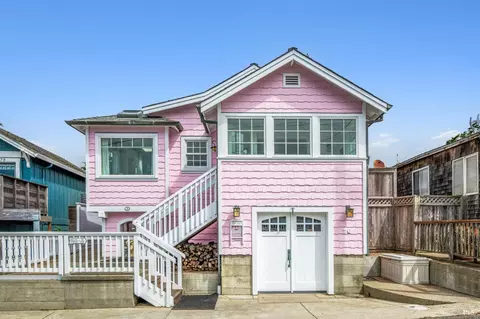 Exterior - 76 Ocean View Ave, Dillon Beach, CA 94929 photo 3 of 13