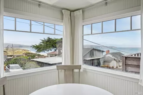 Dining - 76 Ocean View Ave, Dillon Beach, CA 94929 photo 2 of 4