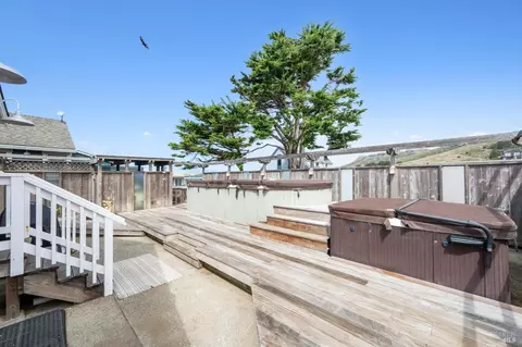 Exterior - 76 Ocean View Ave, Dillon Beach, CA 94929 photo 7 of 13