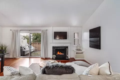 225 2nd St E #10, Sonoma, CA 95476 photo 8