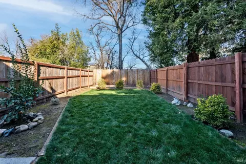 727 Sidnie Ct, Ukiah, CA 95482 photo 16