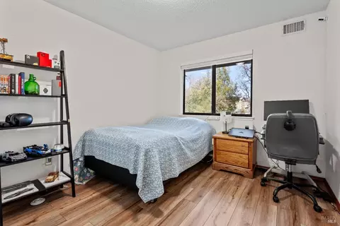 727 Sidnie Ct, Ukiah, CA 95482 photo 12