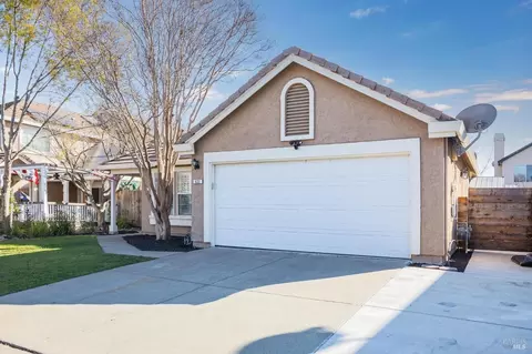 432 Eagle Ln, Vacaville, CA 95687 photo 3