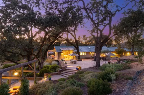 15730 Coyote Ridge Rd, Geyserville, CA 95441