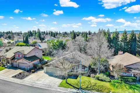 1695 Austin Dr, Dixon, CA 95620 photo 3