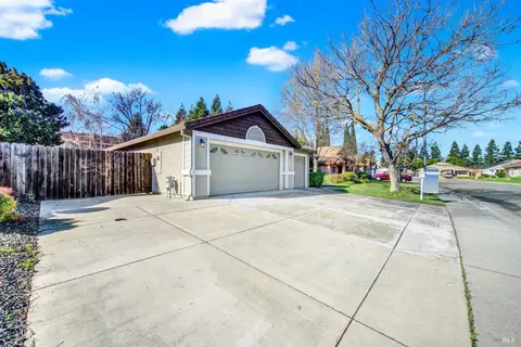 1695 Austin Dr, Dixon, CA 95620 photo 5