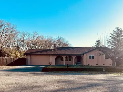 20015 Saint Germain Ln, Sonoma, CA 95476