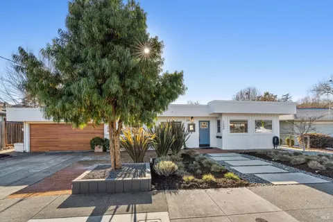 1340 Parsons Dr, Santa Rosa, CA 95404