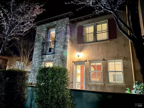 Exterior - 175 Stonegate Cir #C, Cloverdale, CA 95425 photo 4 of 7