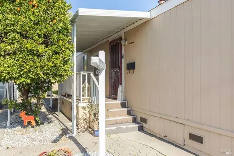 41 Lemon Tree Cir, Vacaville, CA 95687 photo 3