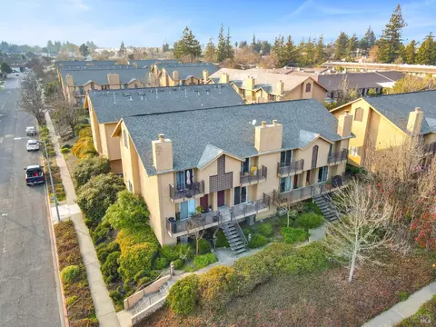 1188 Pear Tree Ln, Napa, CA 94558 photo 2