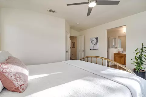 Bedroom - 106 Capstone Ct, Napa, CA 94559 photo 4 of 10