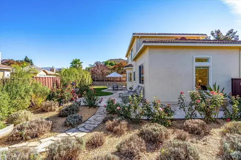 Exterior - 106 Capstone Ct, Napa, CA 94559 photo 16 of 18