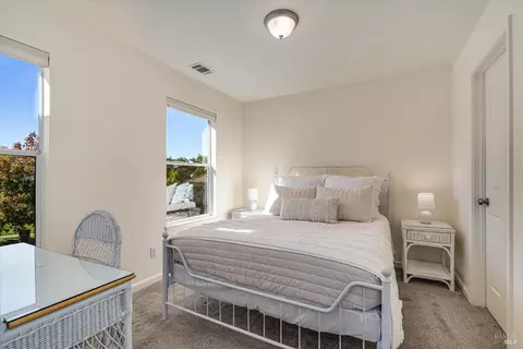 Bedroom - 106 Capstone Ct, Napa, CA 94559 photo 9 of 10