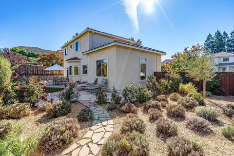 Exterior - 106 Capstone Ct, Napa, CA 94559 photo 15 of 18