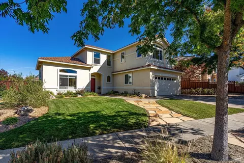 Exterior - 106 Capstone Ct, Napa, CA 94559 photo 4 of 18