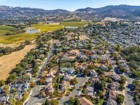 View/Area - 106 Capstone Ct, Napa, CA 94559 photo 6 of 11