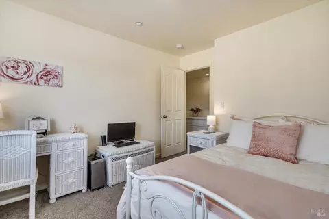 Bedroom - 106 Capstone Ct, Napa, CA 94559 photo 8 of 10